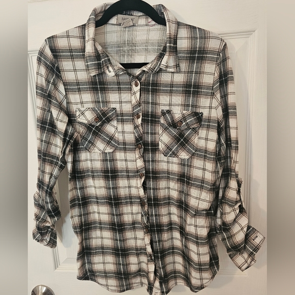 Passport Tops - Passport Flannel
